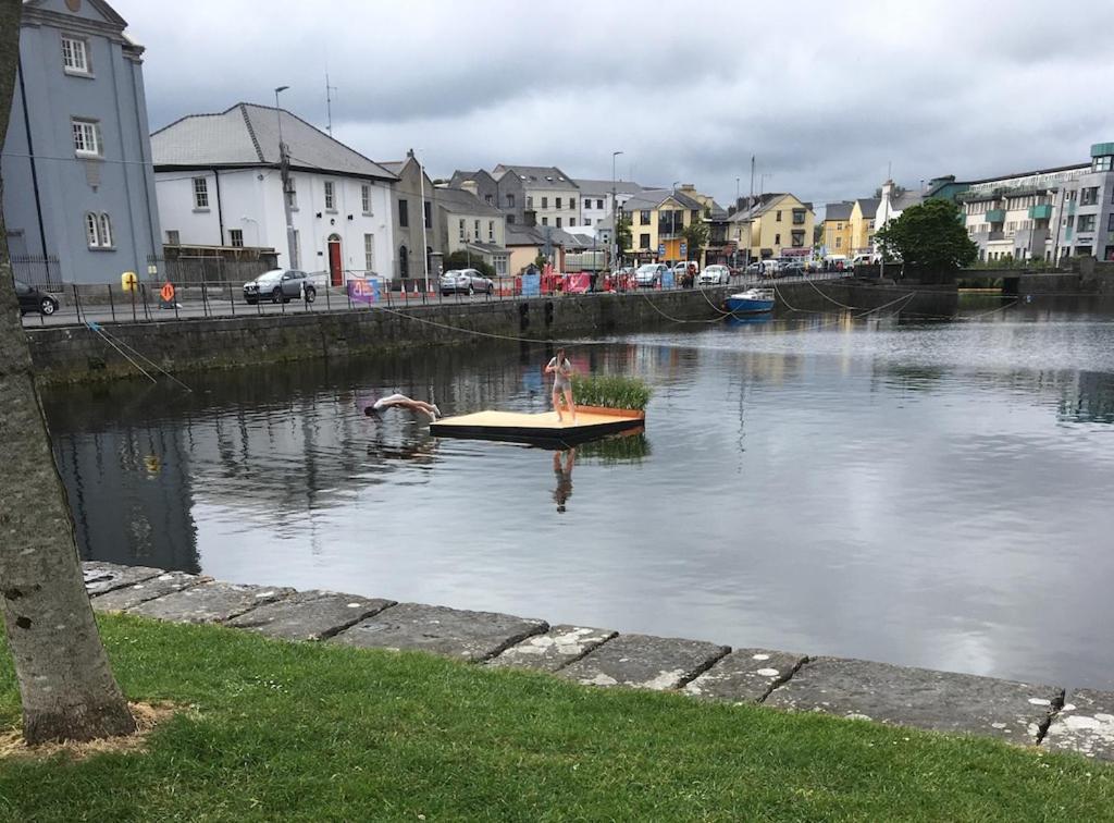 Galway City Self Catering - Salthill Экстерьер фото